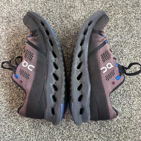 On Cloudstratus Men’s Running Shoes Size 9.5 Black Purple - Read - Picture 4 of 8